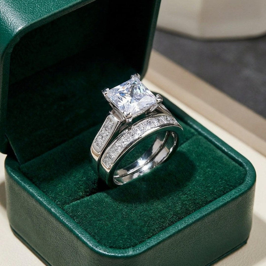 Ensemble de bagues à zircons