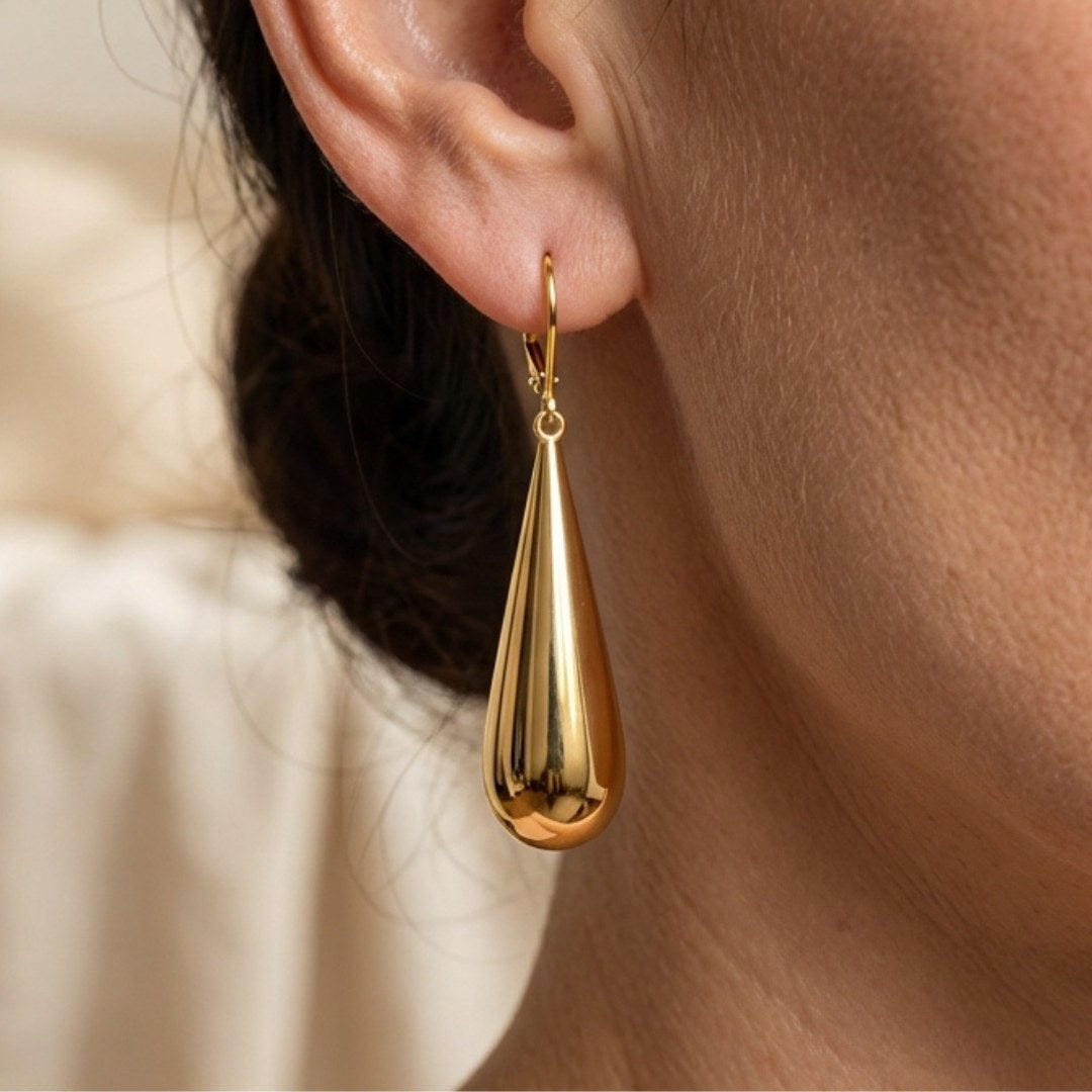 Longues boucles d'oreilles pendantes en goutte
