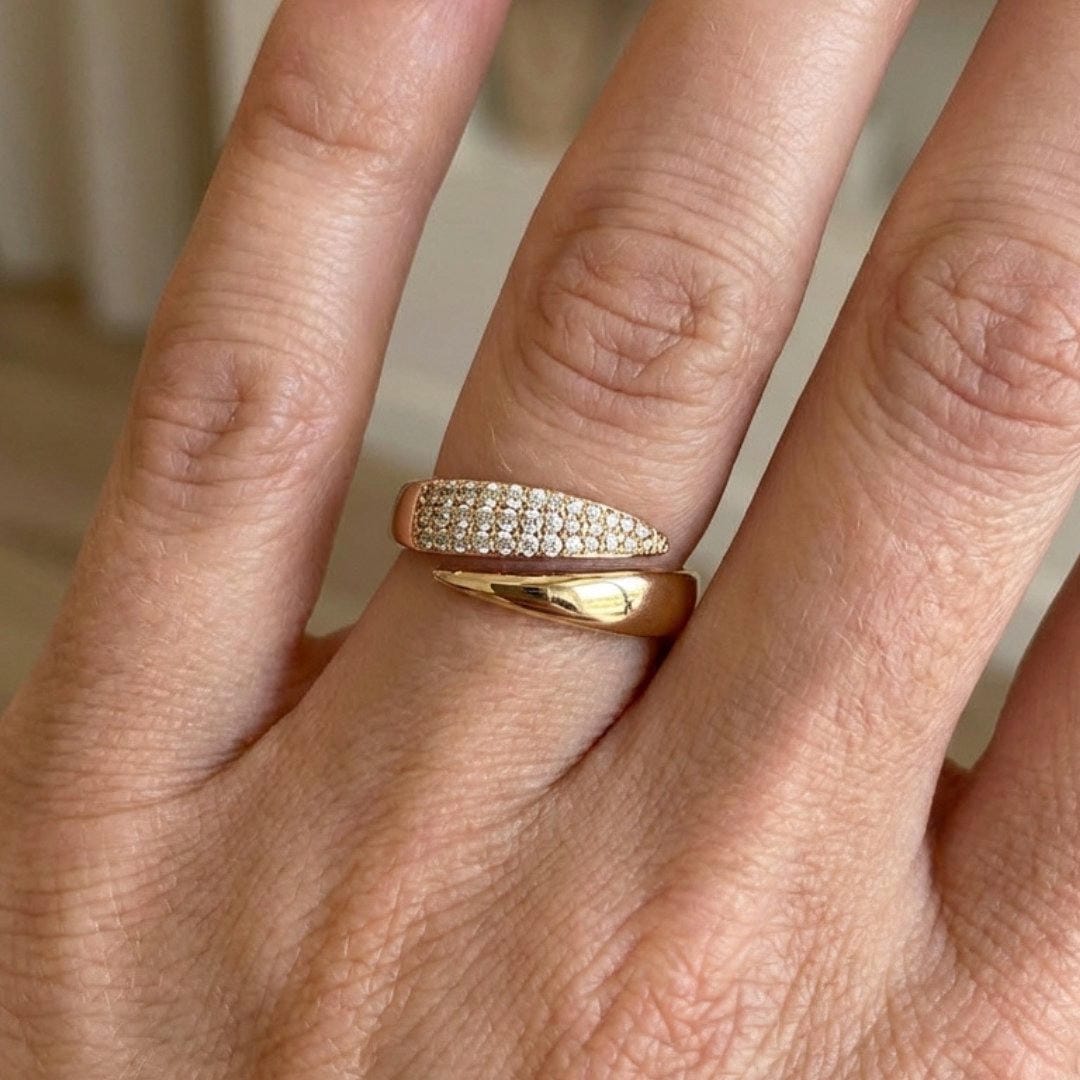 Bague Enveloppante croisée élégante