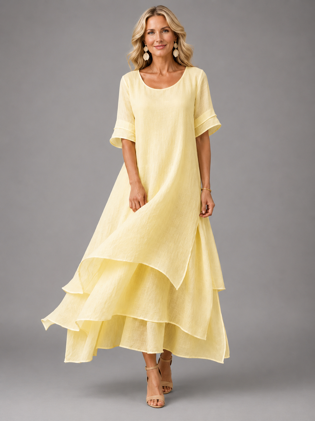 Robe longue élégante à volants et coupe fluide
