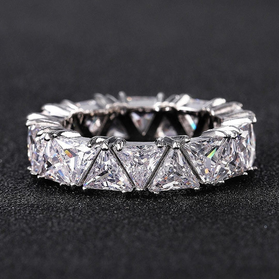 Bague Pierre triangle vintage