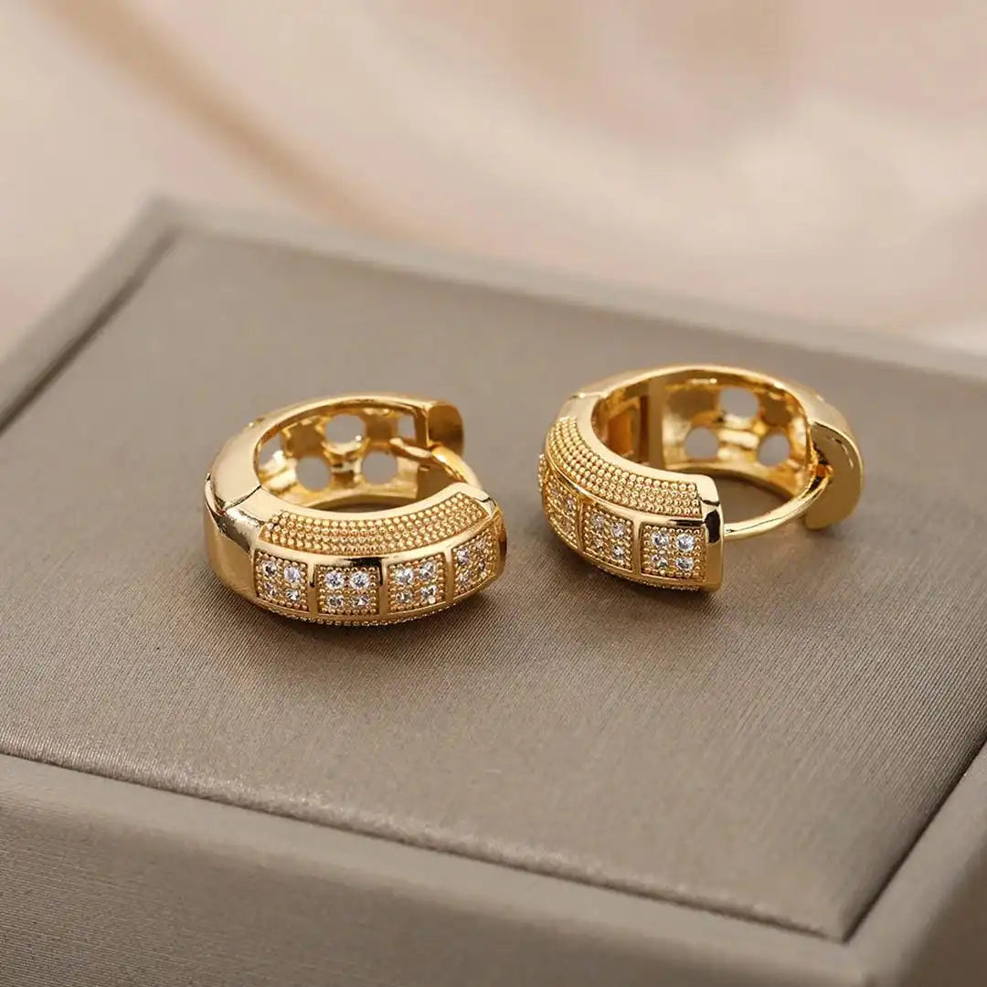 Boucles d'oreilles anneaux Zircone cubique intemporelles