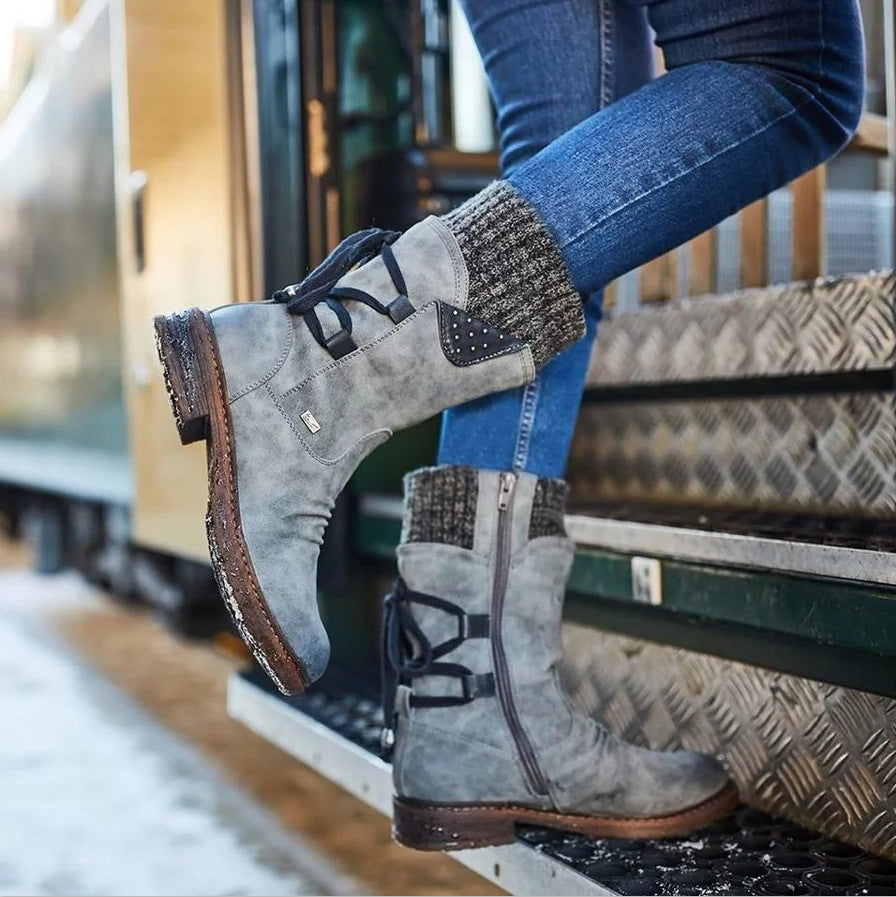 Quinn | Bottes mi-mollet à lacets et revers en tricot