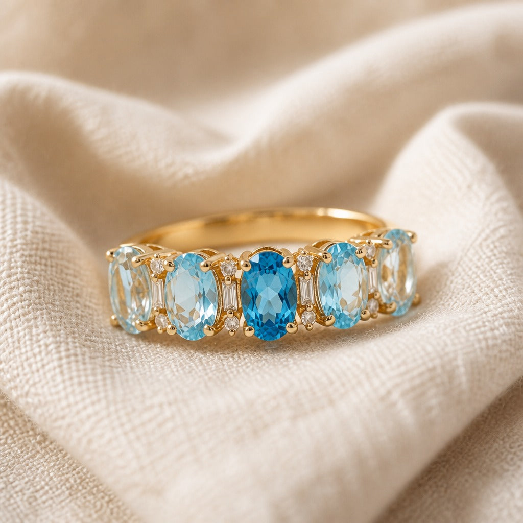 Bague-anneau à accents ovales alternés