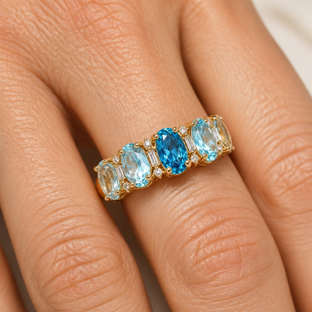 Bague-anneau à accents ovales alternés
