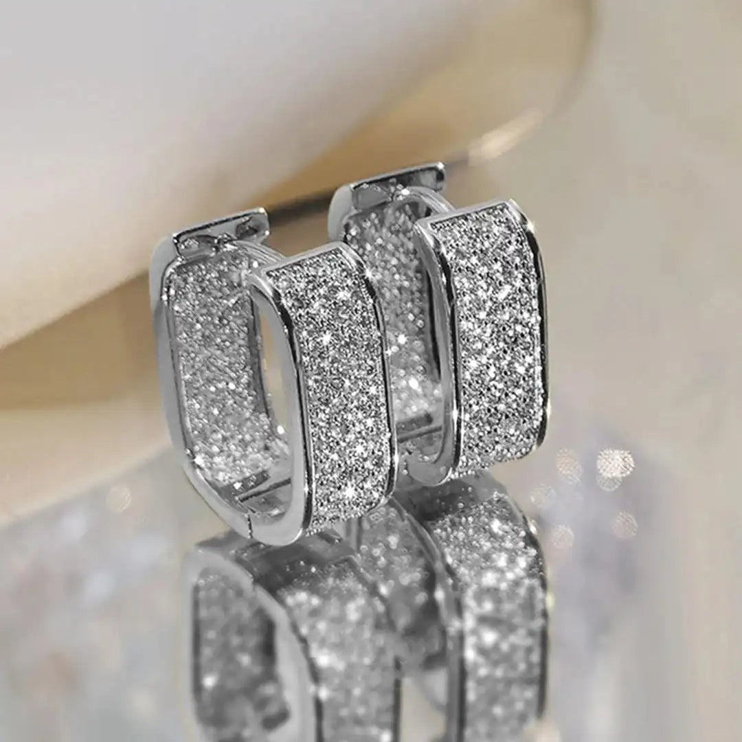 Boucles d'oreilles anneaux Huggie Pavelina