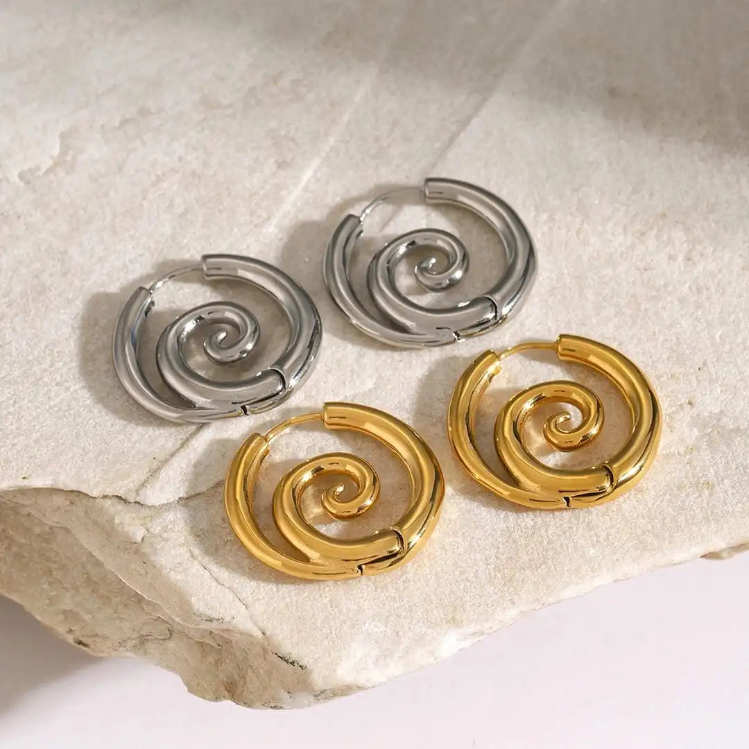 Boucles d'oreilles Spirale dorées intemporelles