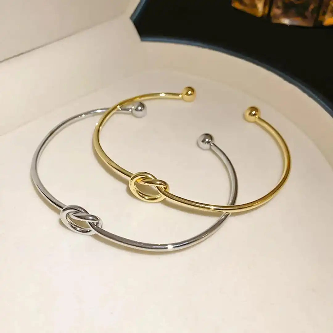 Bracelet ajustable à nœud doré