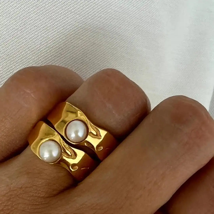 Bague Perle dorée vintage