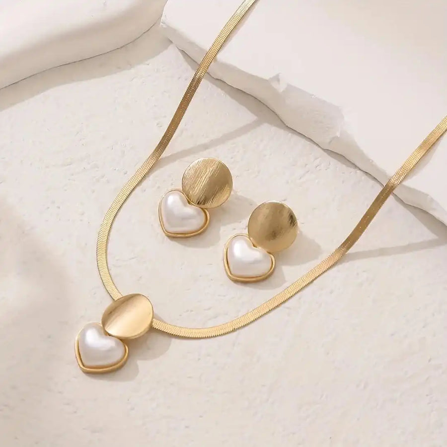 Ensemble collier et boucles d'oreilles Cœur doré vintage