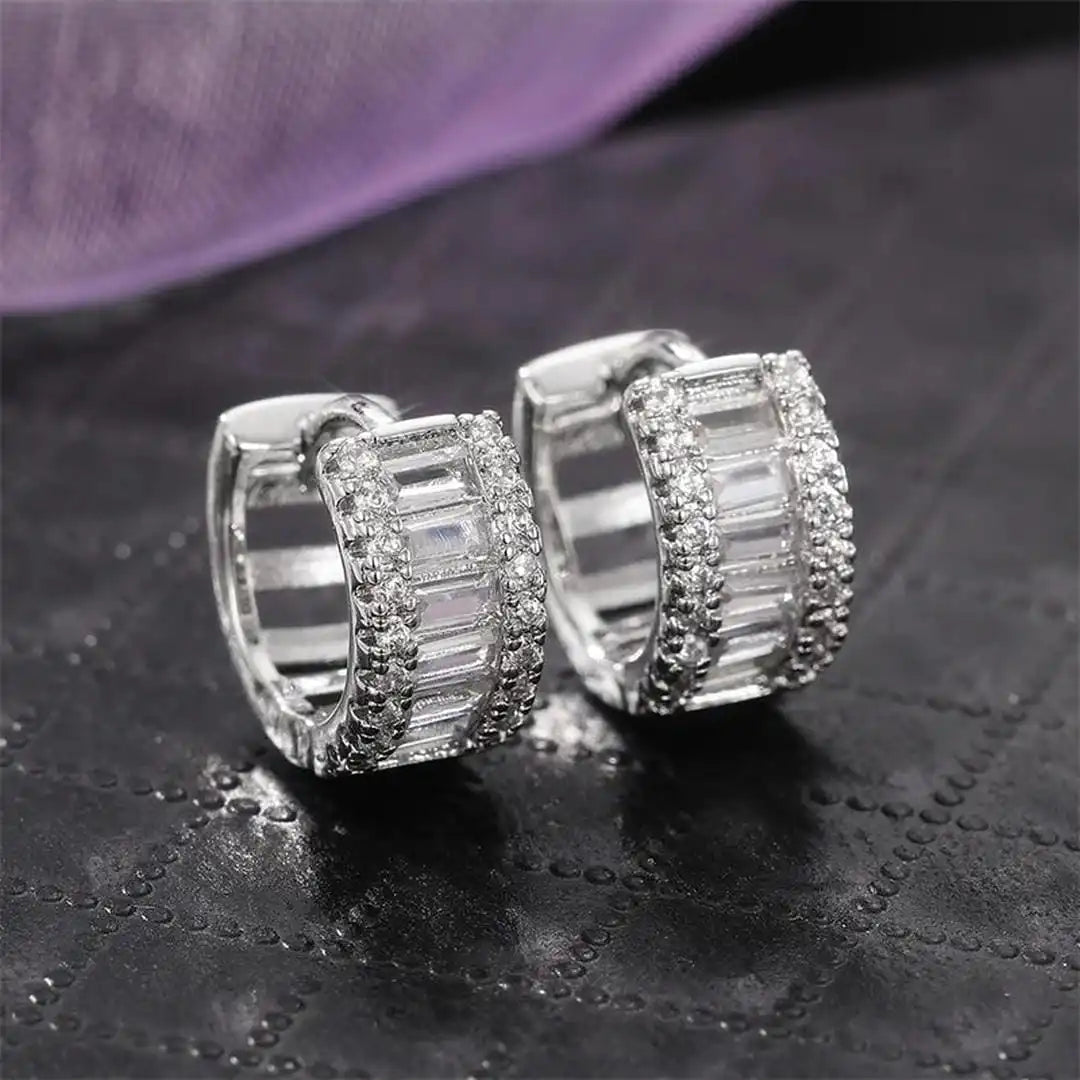Boucles d'oreilles anneaux Mini baguette zircone