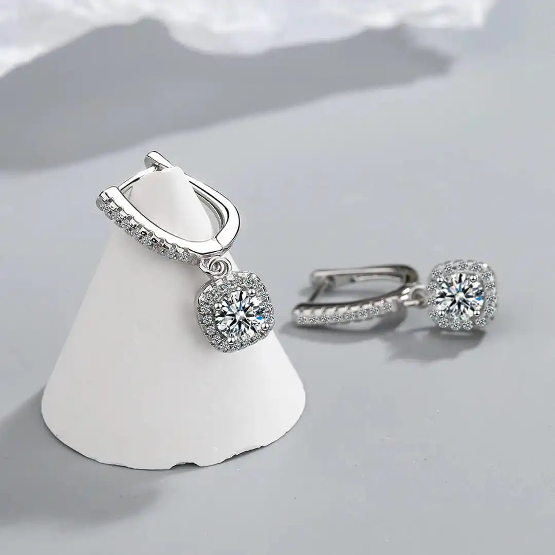 Boucles d'oreilles classiques à pierre ton or blanc