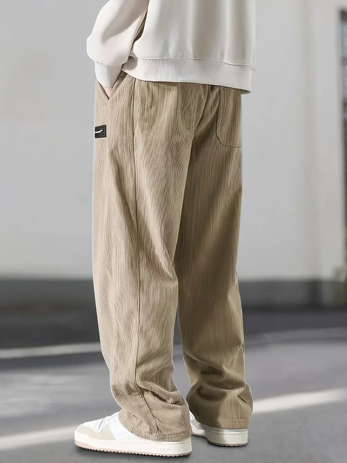 Corrado | Pantalon élégant en velours côtelé