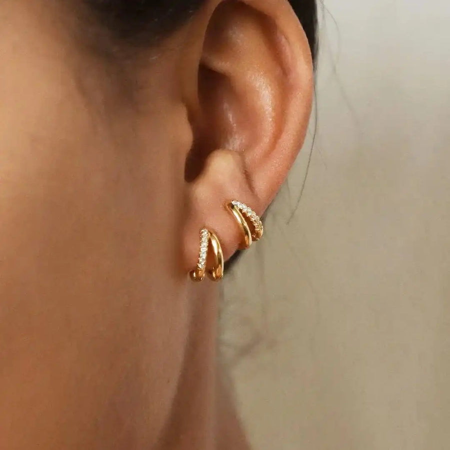 Boucles d'oreilles anneaux Zircon dorés intemporels
