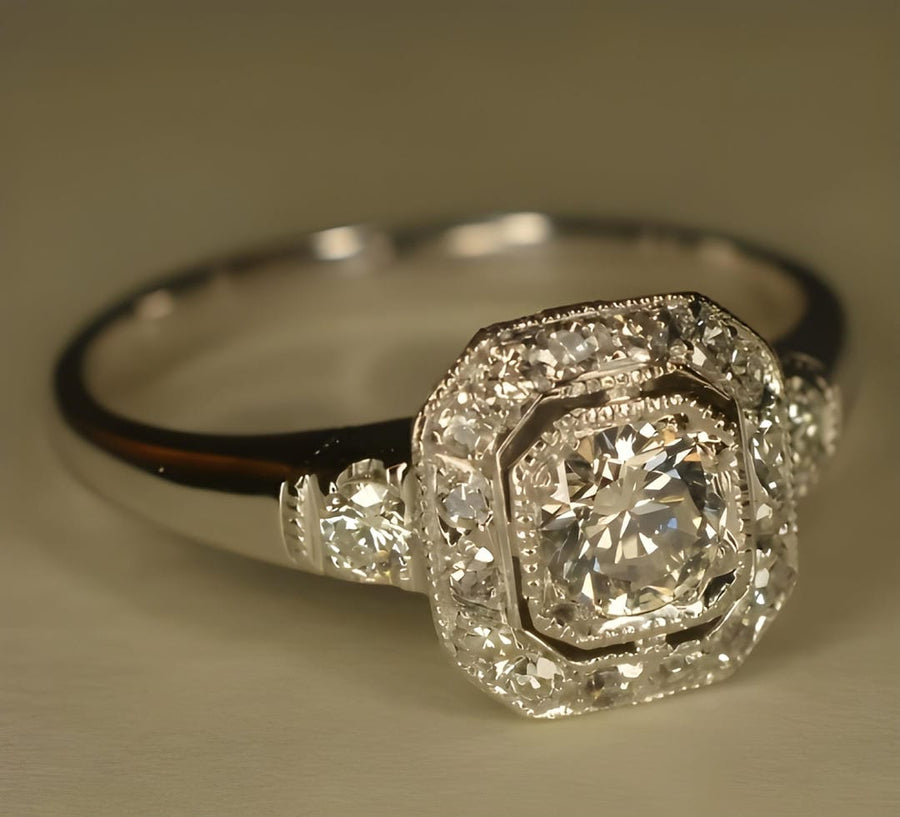 Bague vintage à cristaux ton argent