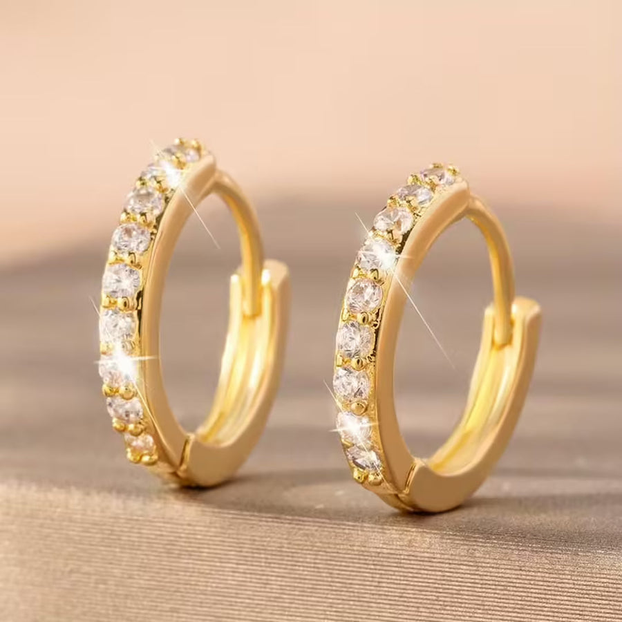 Mini boucles d'oreilles anneaux dorées